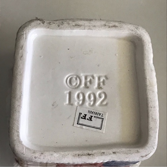 Fitz & Floyd 1992 Patchwork Quilted Teddy Bear With A Christmas Hat Trinket Box - Picture 12 of 16